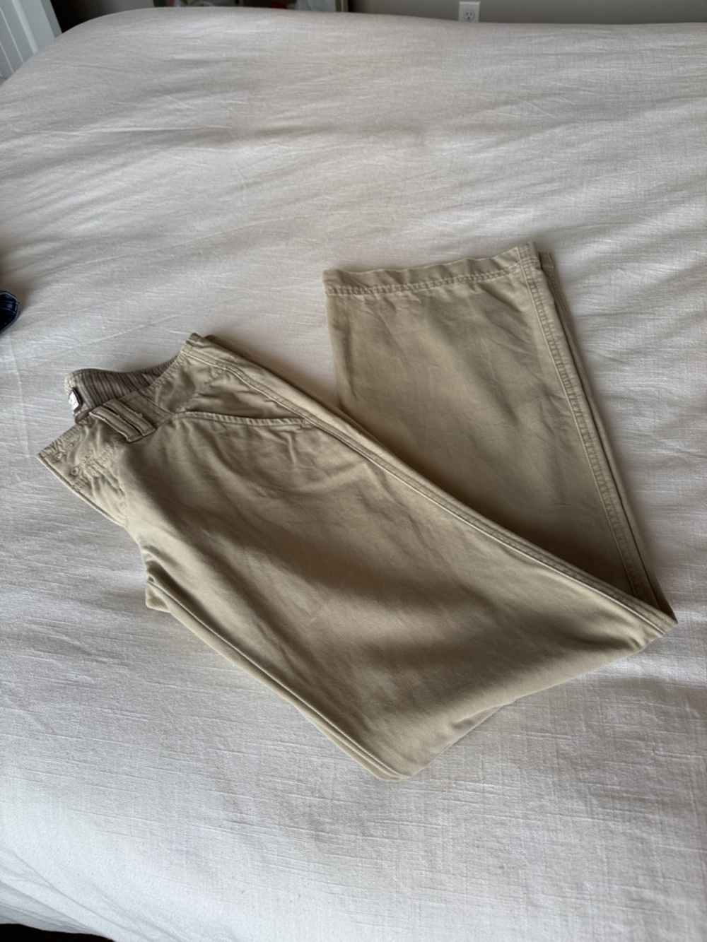 Classic  Khaki Pants - Neutral Tan